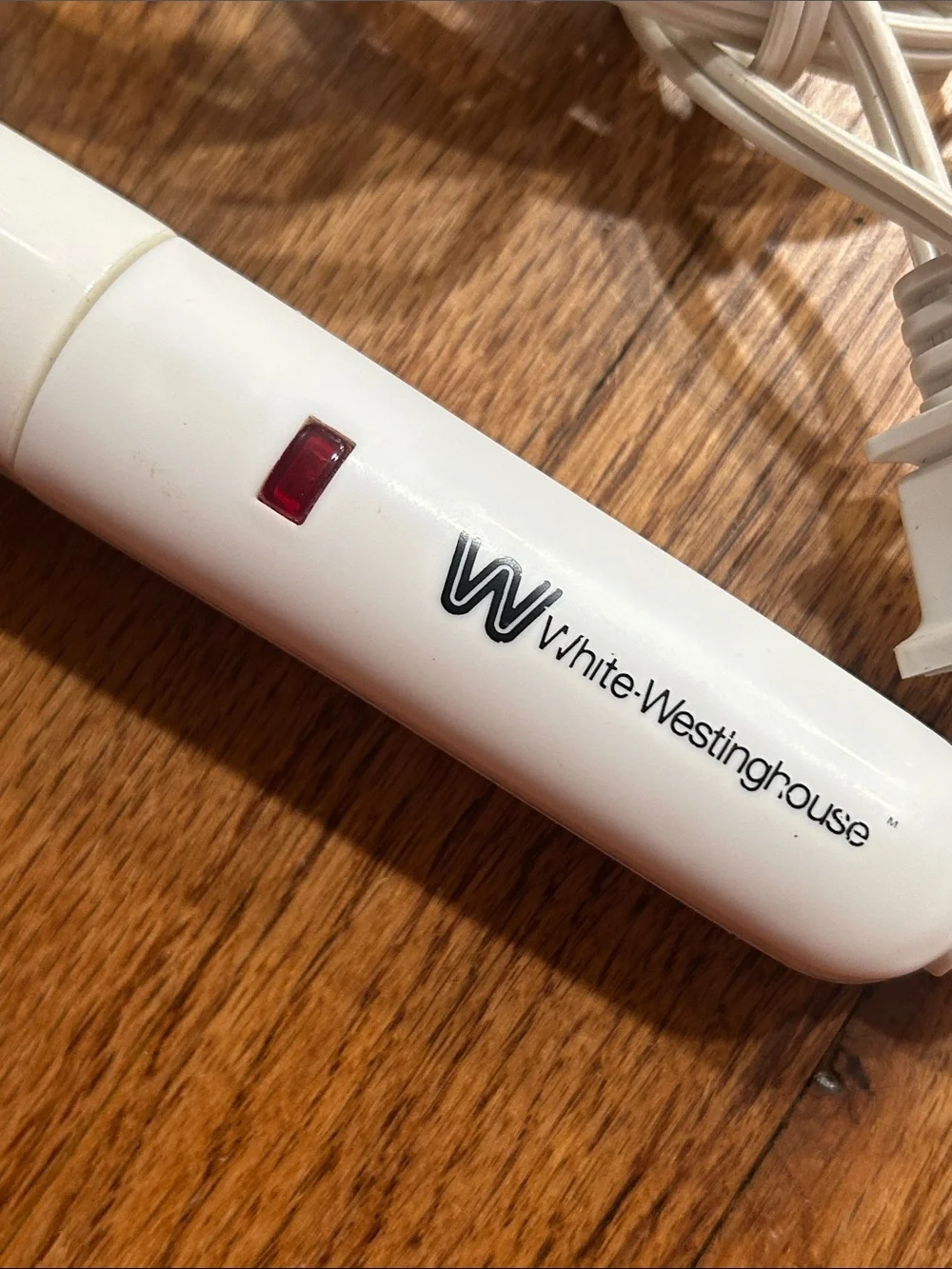 Vintage White Westinghouse Ceramic Heated Styling Brush - Excellent!